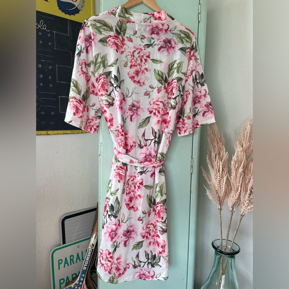 Show Me Your MuMu Floral Robe - Picture 3 of 8